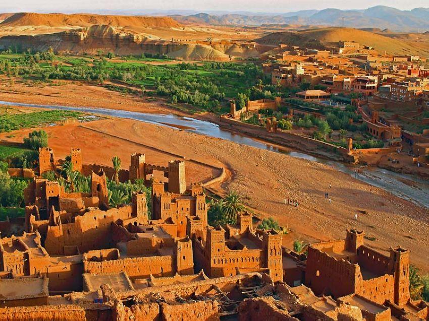 Quelle voiture de location pour un voyage  Ouarzazate